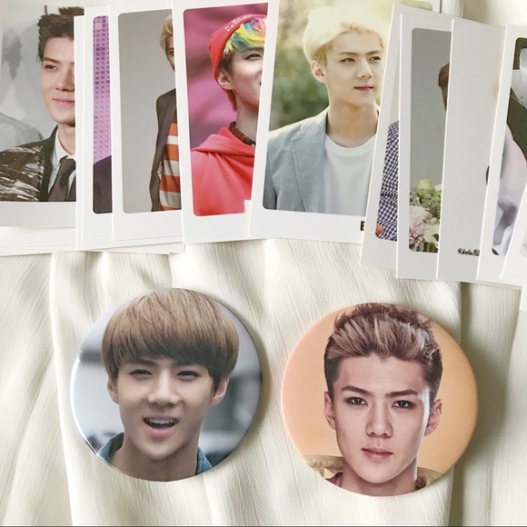 KPop EXO Sehun Photo Cards and Button Pins - Picture 7 of 8